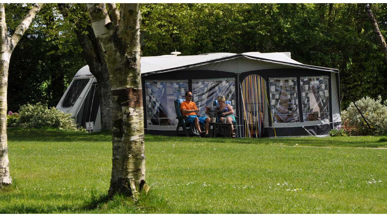 Tent Camping VS Caravan Camping - Xtend Outdoors