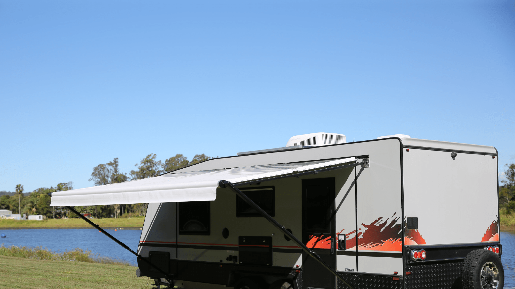 How to Choose a Caravan Awning: A Complete Buying Guide for Australian Caravanners