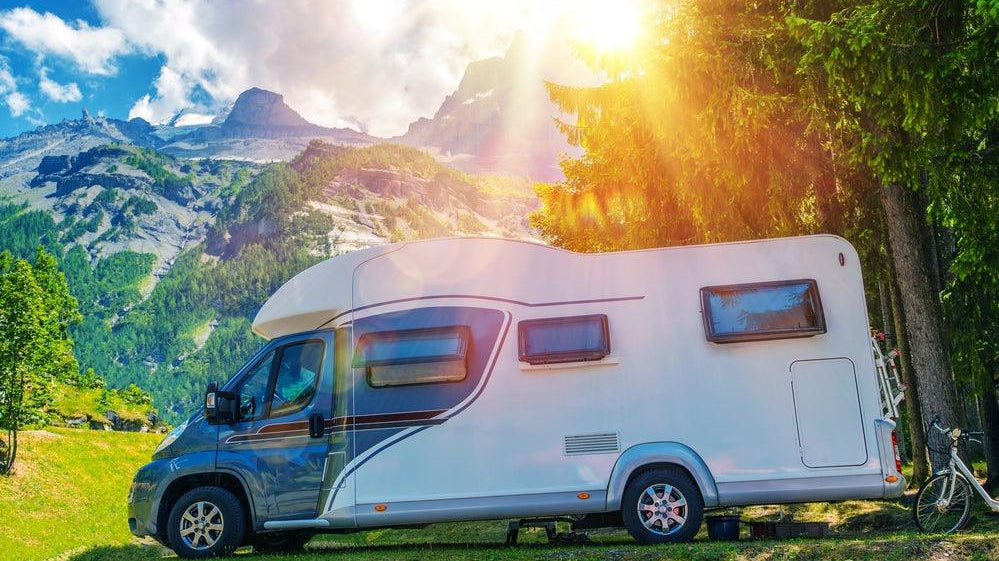 7 Fun Tips to RVing During the Holiday Season - Xtend Outdoors