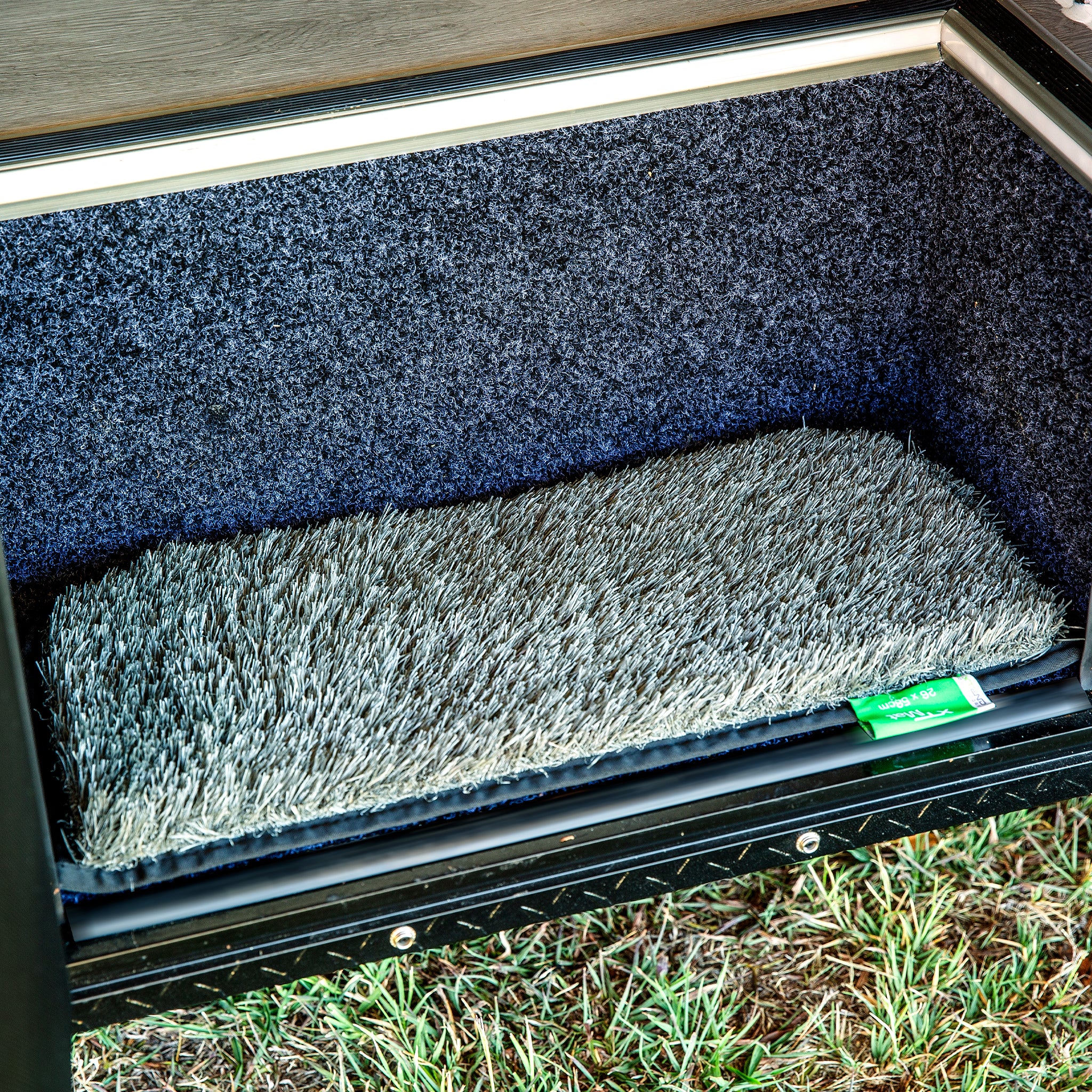 XT Mat Grey - 26 x 58cm