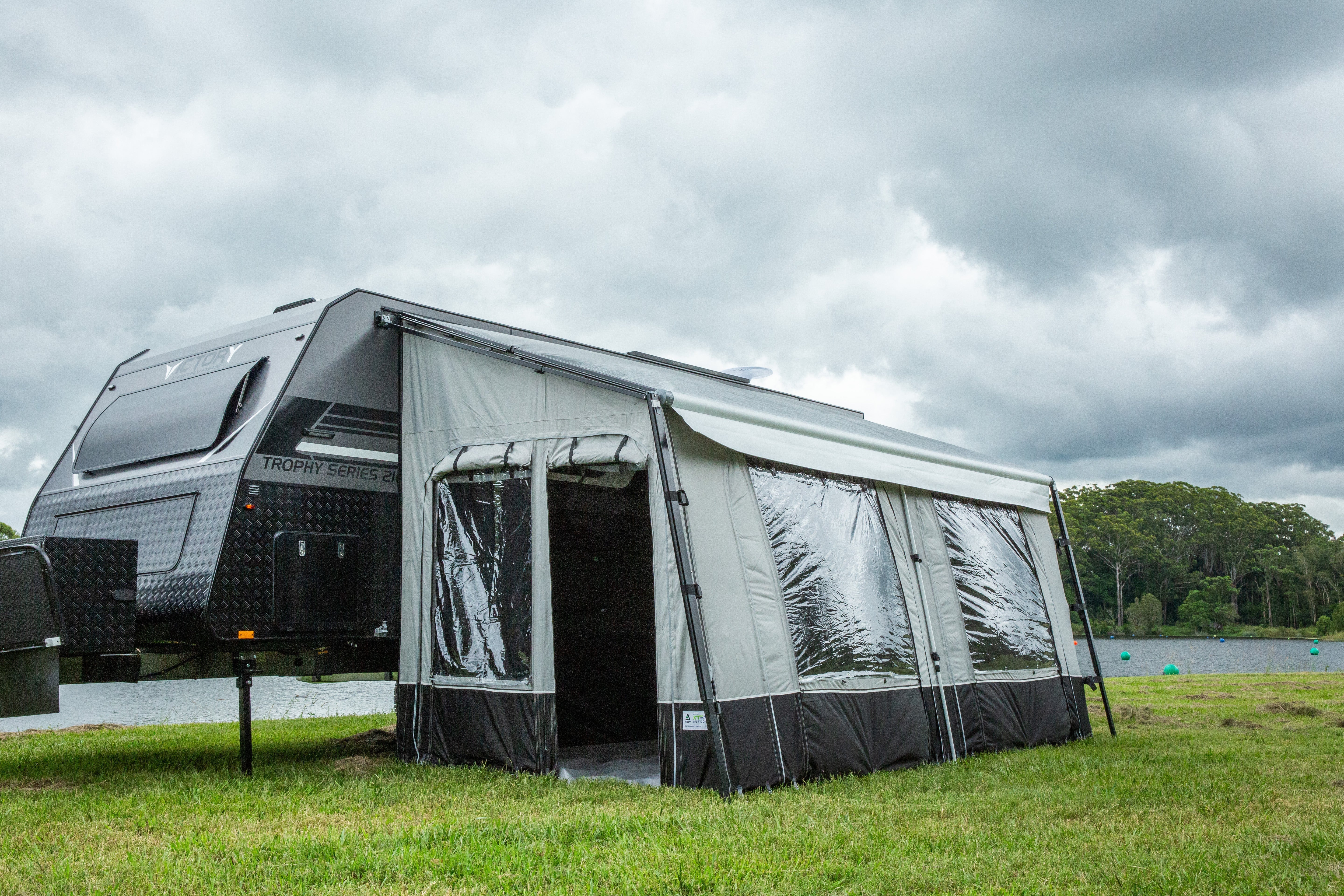 Lightweight Caravan Annexe Buying Guide: The Best Options for Your Setup