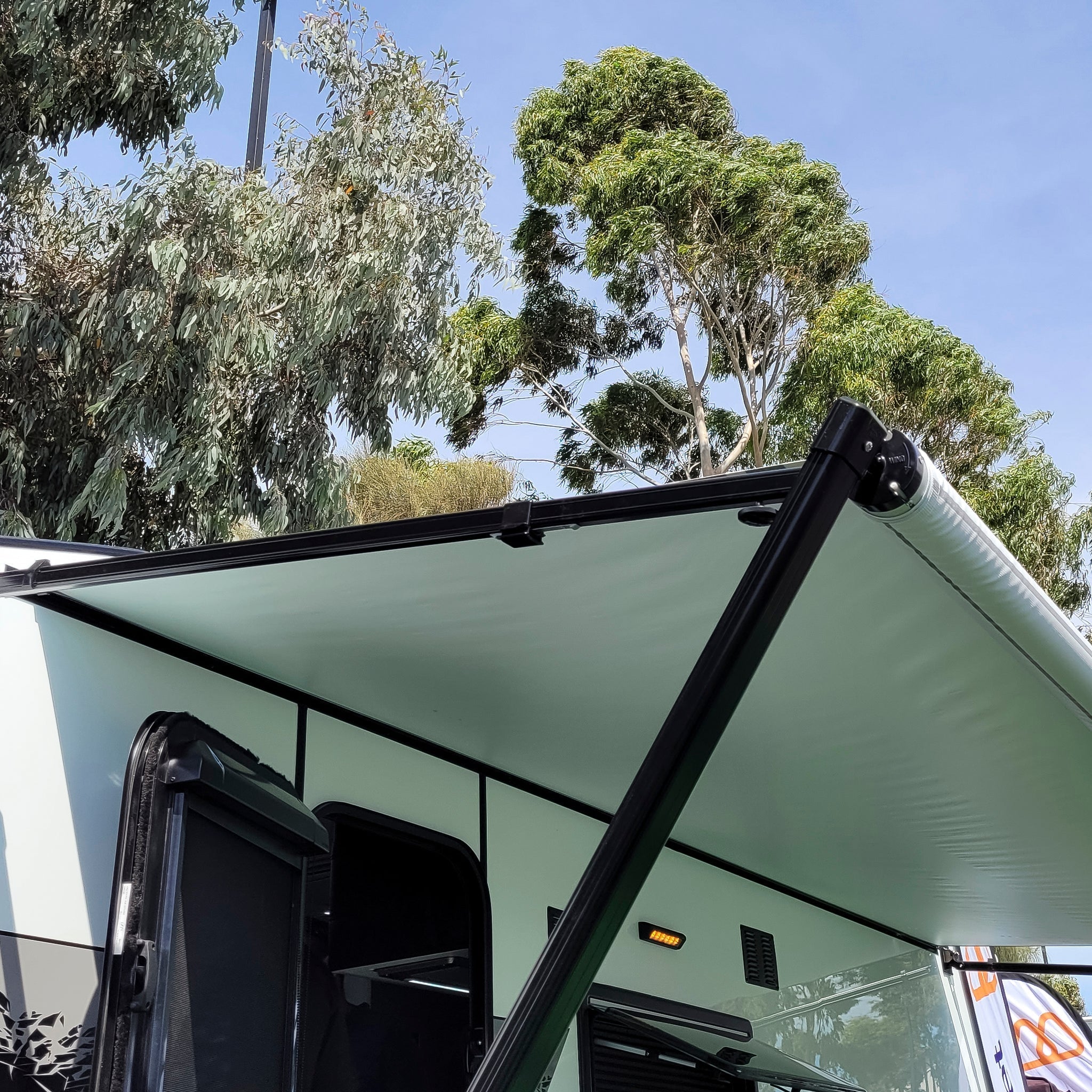 Caravan Awning Size Guide: How to Measure Your Caravan Correctly