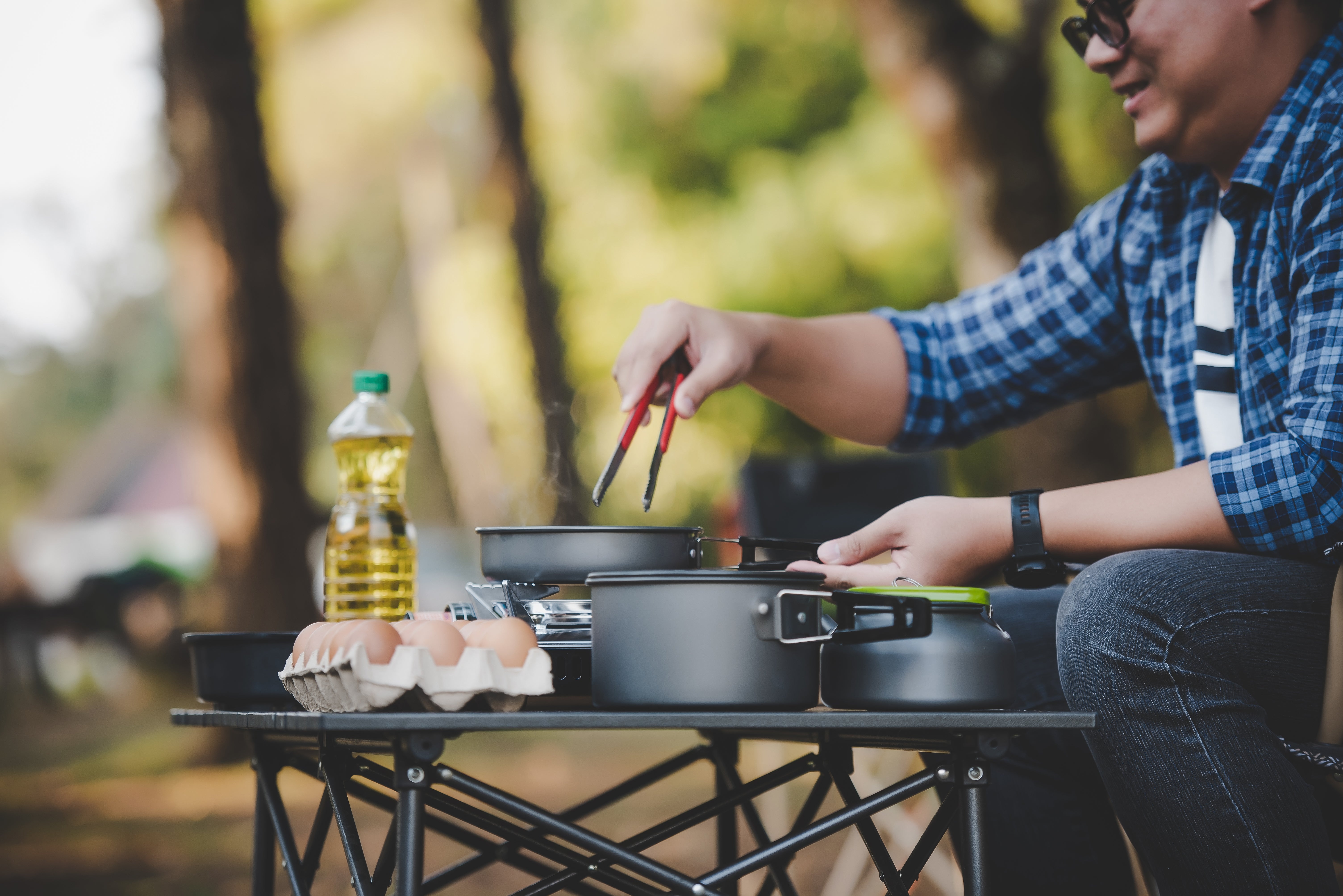 Space-Saving Solutions: Collapsible Camping Cookware for Every Trip
