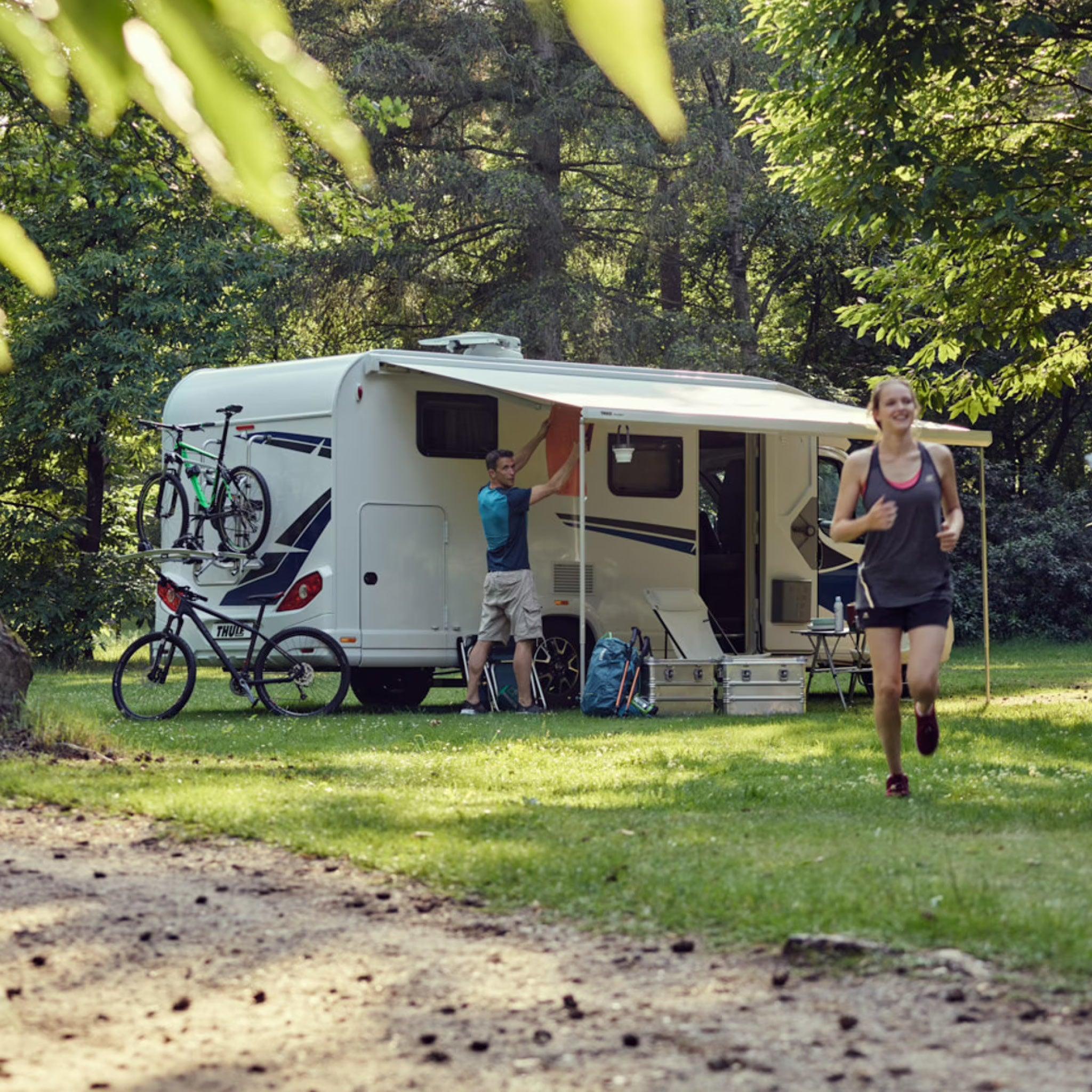 Thule 5200 12V Awning - Xtend Outdoors