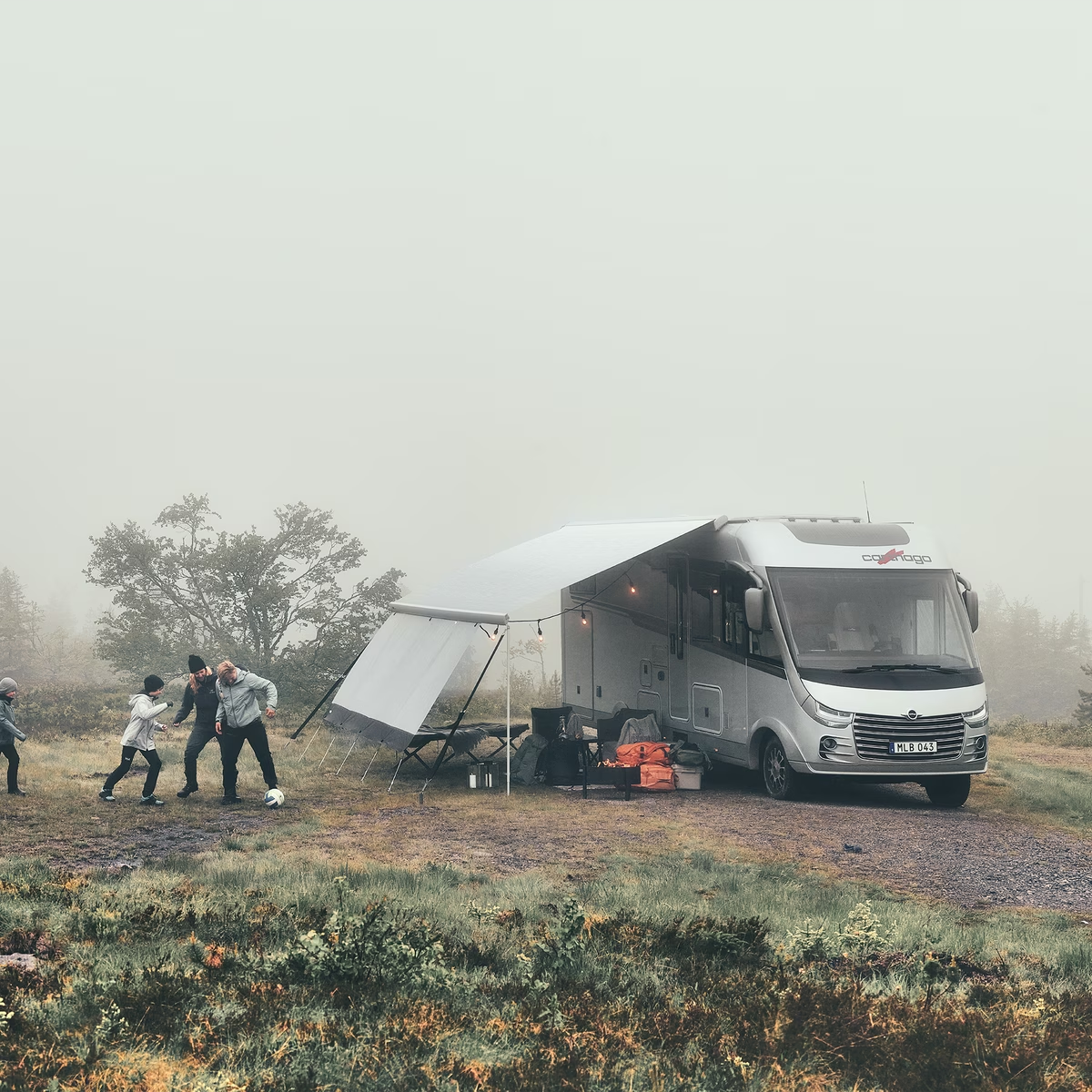 Thule 9200 Awning - Xtend Outdoors