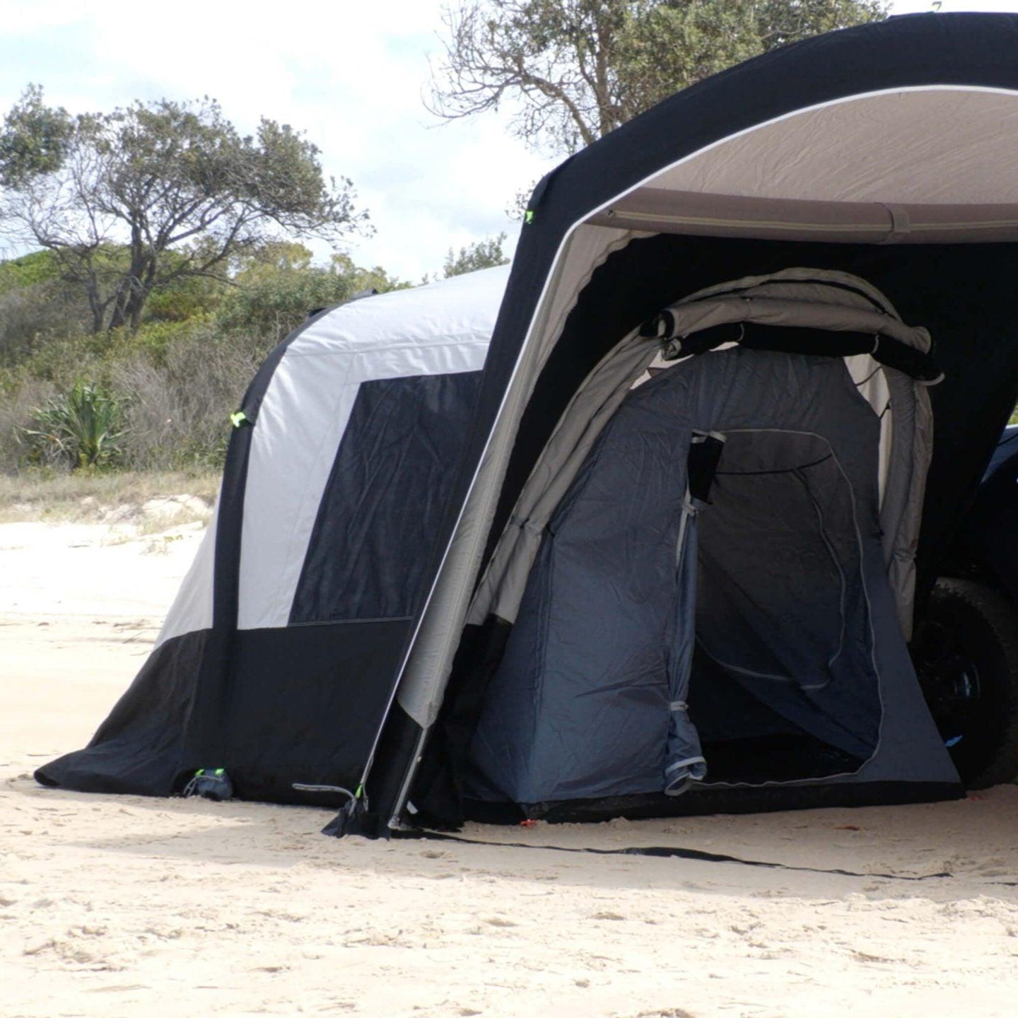 Inflatable Tent 00002